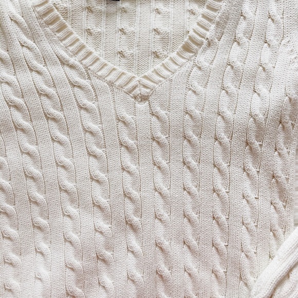 Tommy Hilfiger ivory Knit v-neck sweater - Picture 2 of 4